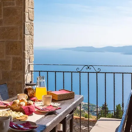 La Montagna - Private Heated Pool