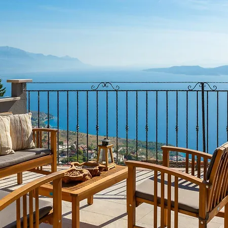 La Montagna - Private Heated Pool