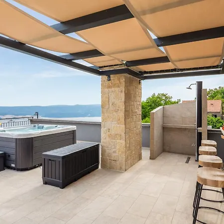Vakantiehuis La Montagna - Private Heated Pool