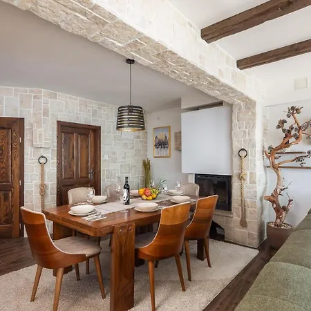 La Montagna Holiday home *
