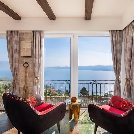 La Montagna - Private Heated Pool *